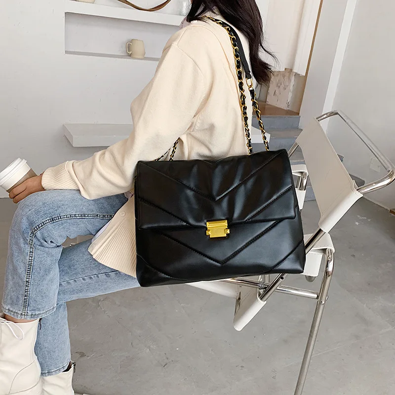 (No-TR )women bag chain bag large capacity fashion design women's shoulder black white taupe 3colors