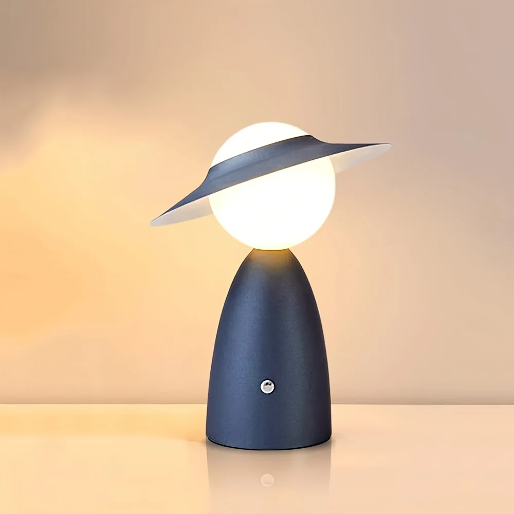 Table Lamp Image 3