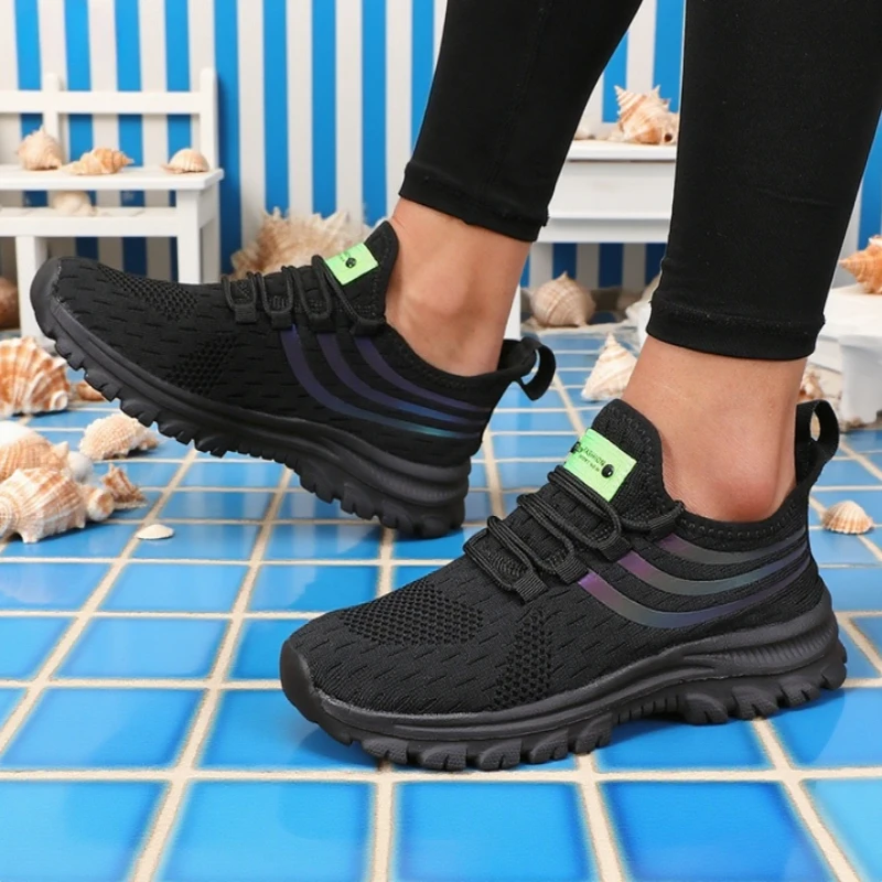 Women's Casual Platform Mesh Sneakers Fashion Classic Luxurious Running Shoes Minimalist Breathable Mesh Outdoor Training Shoes