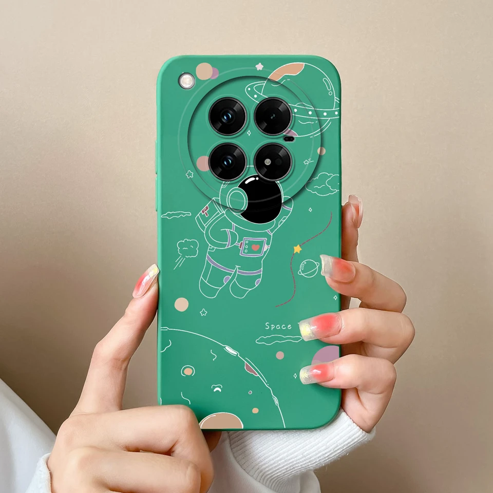 Cartoon Astronaut Liquid Silicone Durable Phone Case - Simplicity Cover Coque