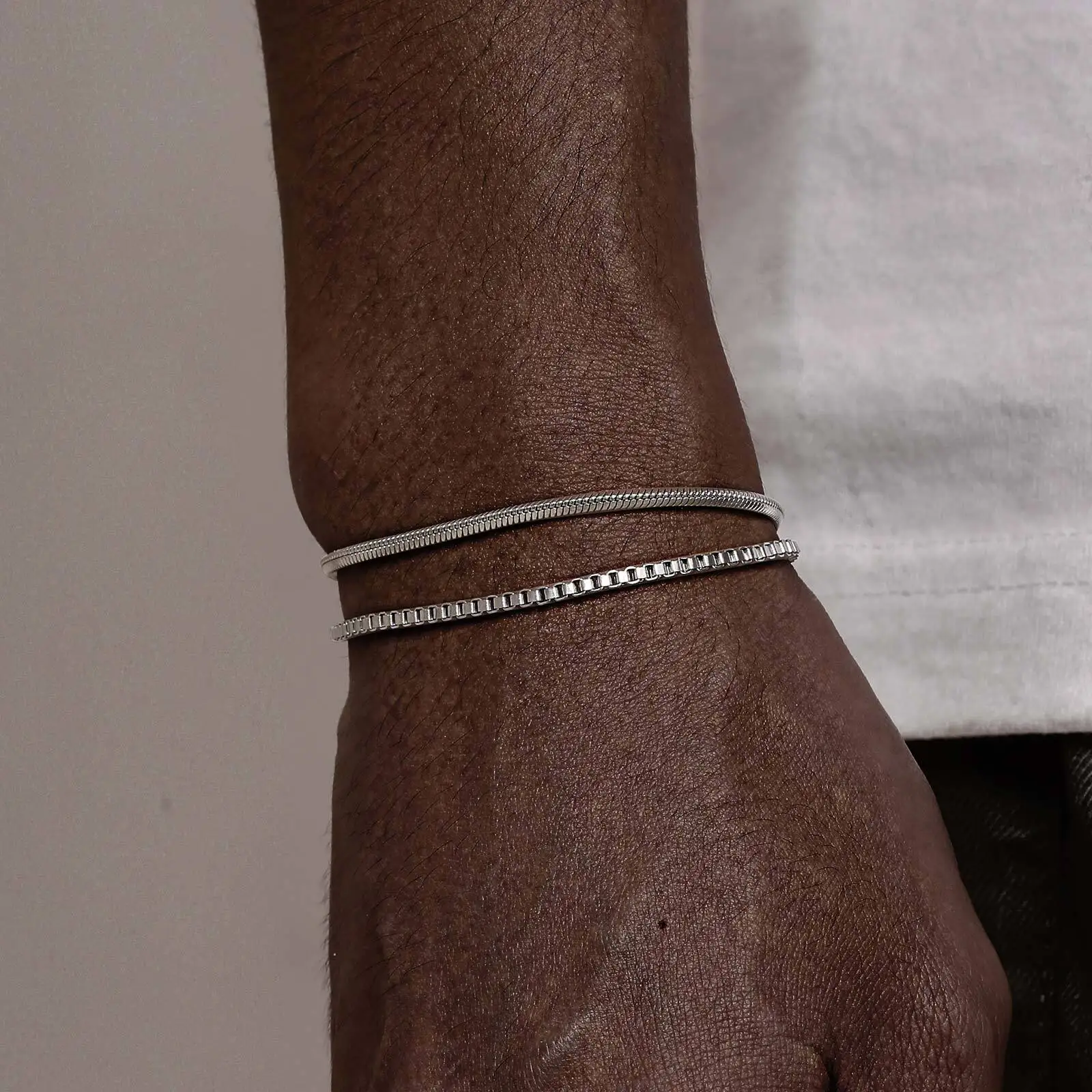 أساور سلسلة ثعبان بسيطة قابلة للتعديل من Vnox للرج...