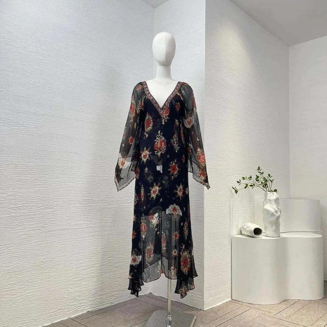

2024 New High QualityBlack Hearts Print Long Sleeve Loose Midi Dress Women Clothes