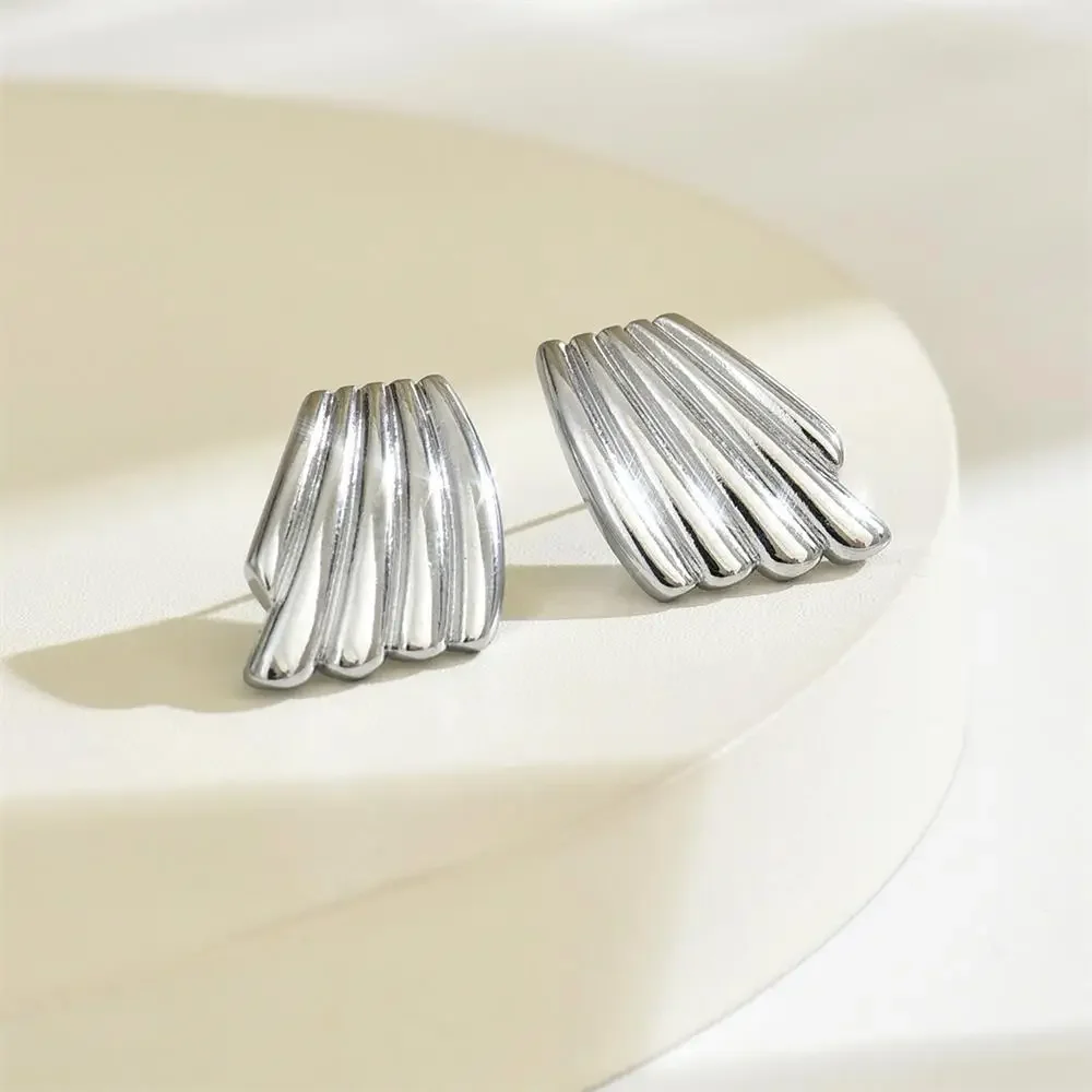 New Trapezoid Oversize Wave Stud Earrings for Women Girls Gold Plated Polished Striped Statement Earring Lightweight Ear Jewelry