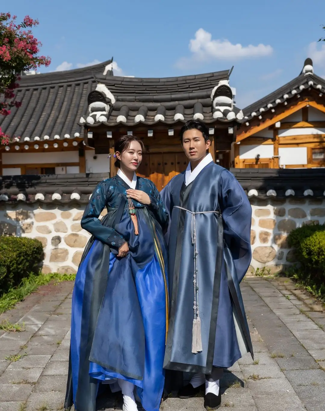 Фото Элегантные винтажные корейские трапециевидные Свадебные платья Hanbok для фотосессии с длинными рукавами и V-образным вырезом из органзы официальное платье для разных случаев Индивидуальный Пошив №2