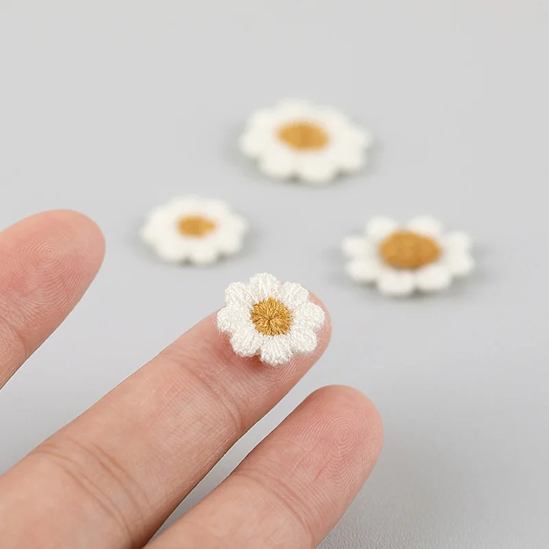 10 Pcs Rice White Three-dimensional Double-layer Daisy Small Embroidered Fabric With Earrings Materials Clothing Accessories