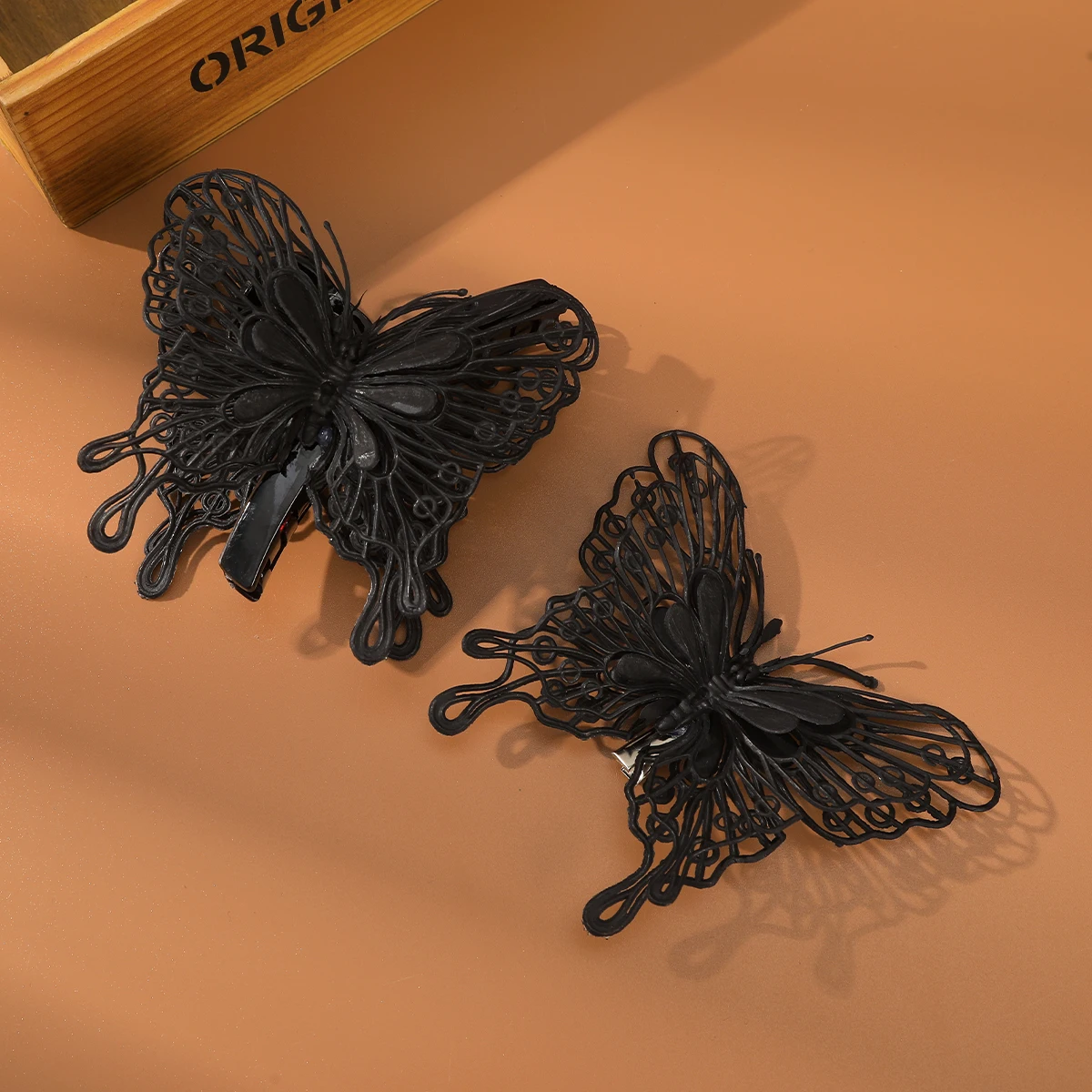 Halloween Butterfly Clip Hair Claw Black Hollow Hair Clip For Women Festival Fashion Hair Claw Crab Butterfly Hair Accessories