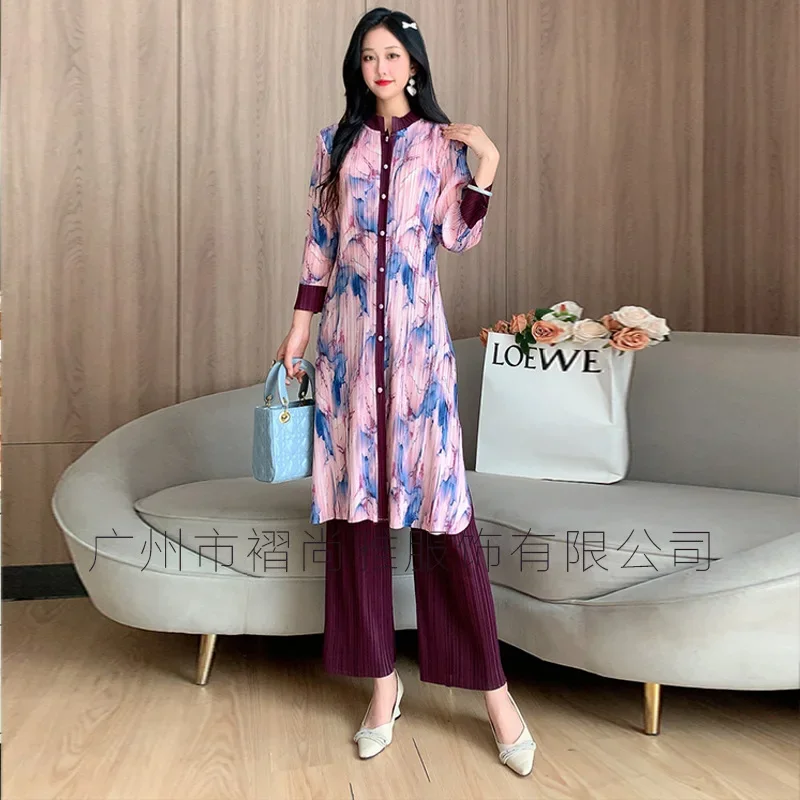 

2024 Spring Gradient Miyake Pleated 2 Pieces Set Women Fashion Stand Collar Irregular Mid Length Tops Straight Pants New Sets