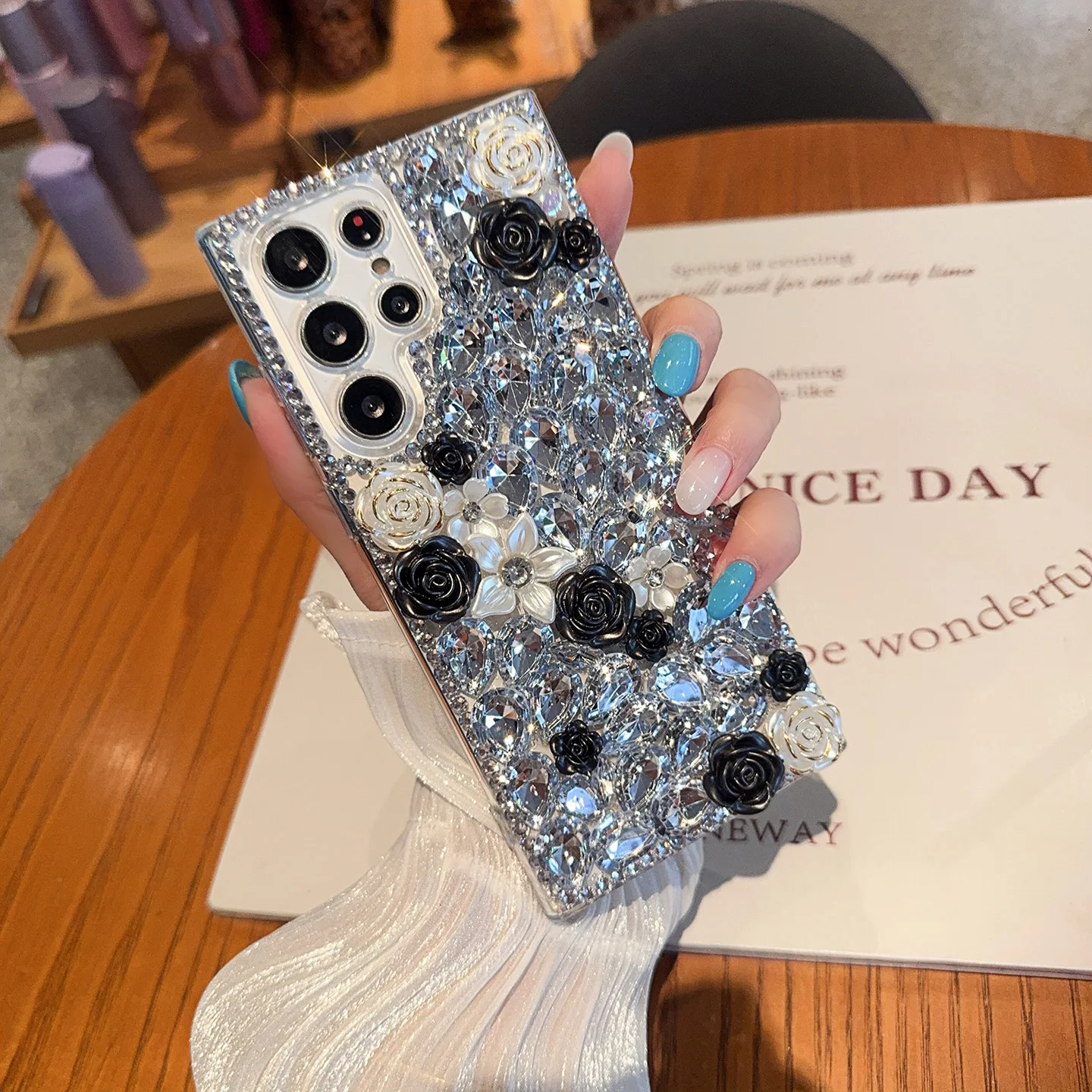 Luxury Bling Diamond Flower Shockproof Phone Case - Elegant Protective Cover