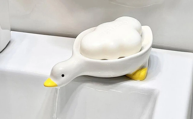 1pc White Plastic Duck Shaped Soap Dish, Suitable For Kitchen