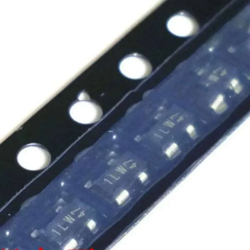 

10 шт. BCV61C Шелковый экран 1LW 1LS 1Lp SOT143 SMD NPN транзистор 30 в 100 мА
