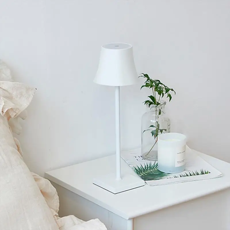 

Table Lamp Dimmable USB Lamp IP54 Waterproof Portable Table Lamps Wireless Room Decor Bedside Light for Coffee Table Office