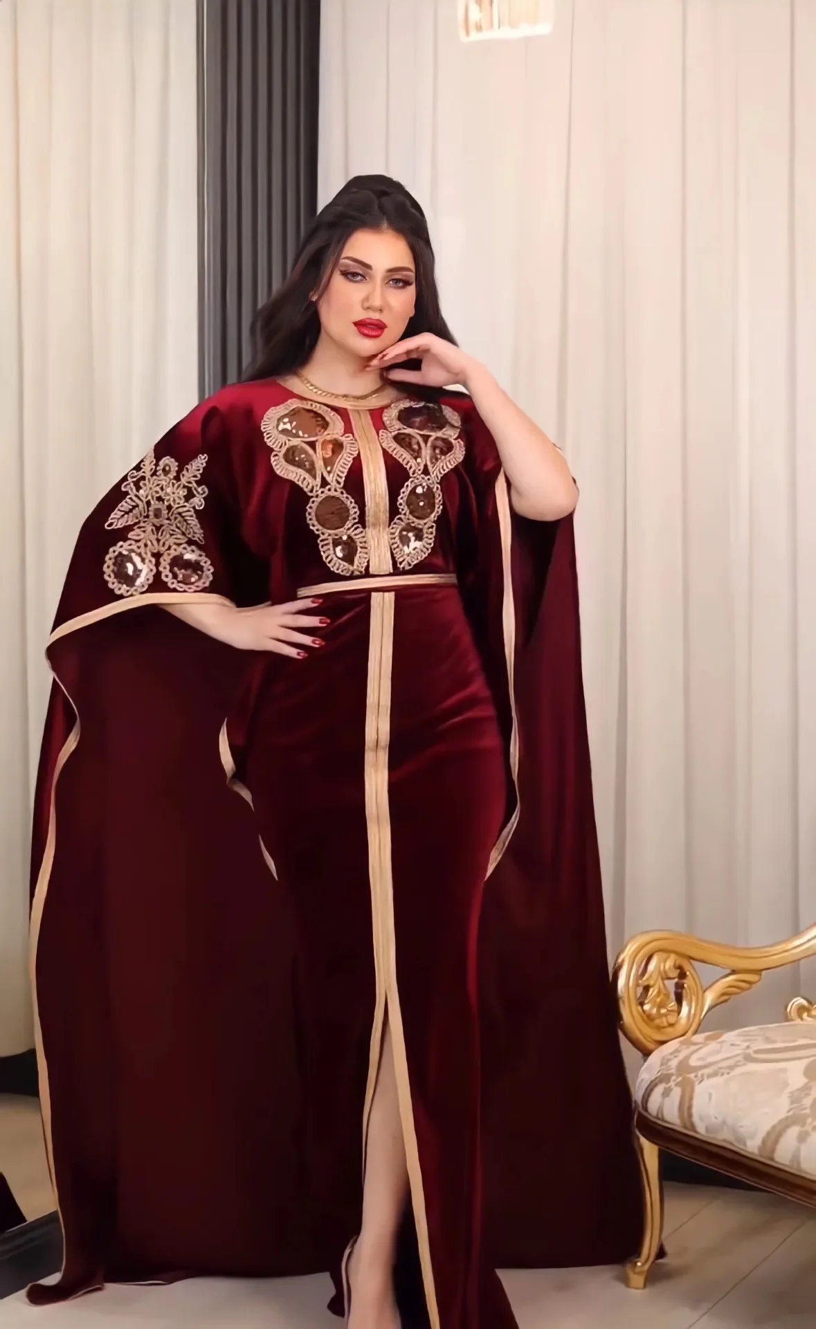 Dubai Turkey Women Abaya Velvet Long Sleeves Winter Muslim Dress Sequins Embroidered Kaftan Robe Elegant Evening Party Dresses