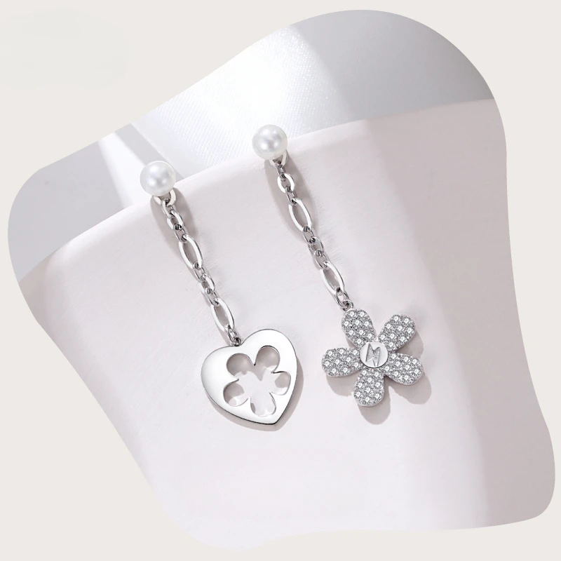 

S925 Sterling Silver Pearl Flower Women Earrgs Romantic High-end Asymmetrical Design Sellg Well 2024 Temperament Ins