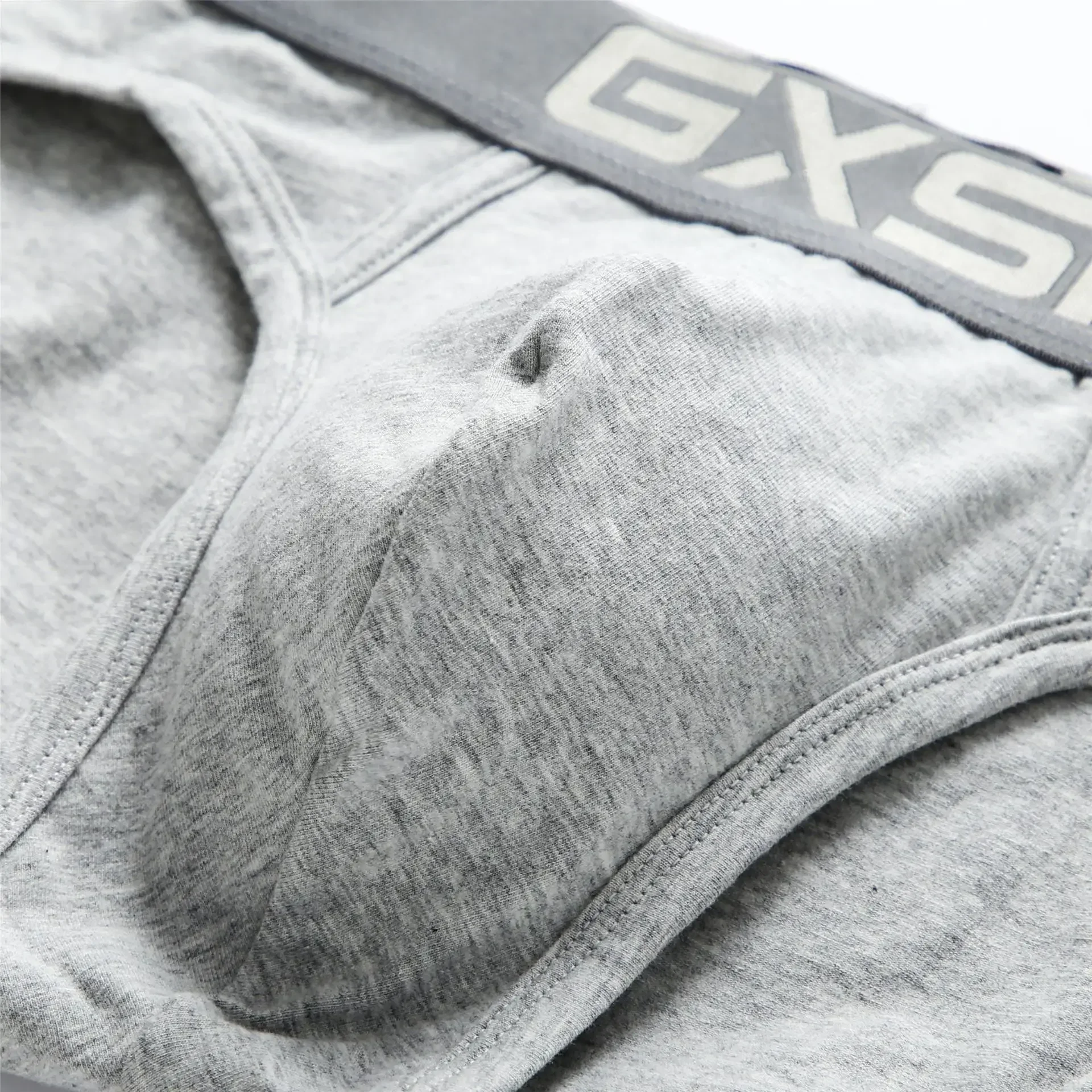 New men's cotton underwear with low waist, breathable and comfortable solid color basic men's briefs 2