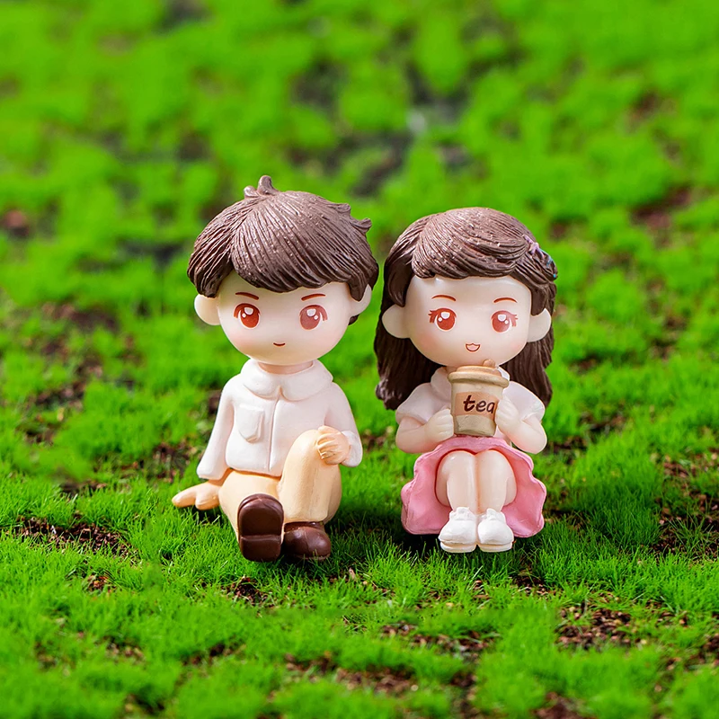 Miniature Couple Figurines - Resin Fairy Garden Decor, Romantic Dollhouse Ornaments, 2.5x4.7cm, Set Of 2 - View #3