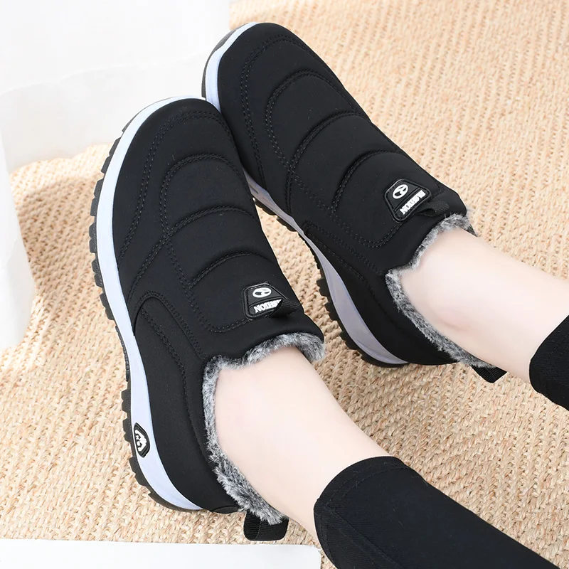 Autumn Middle-aged And Elderly Mother Women's Comfortable Non-slip Walking Shoes