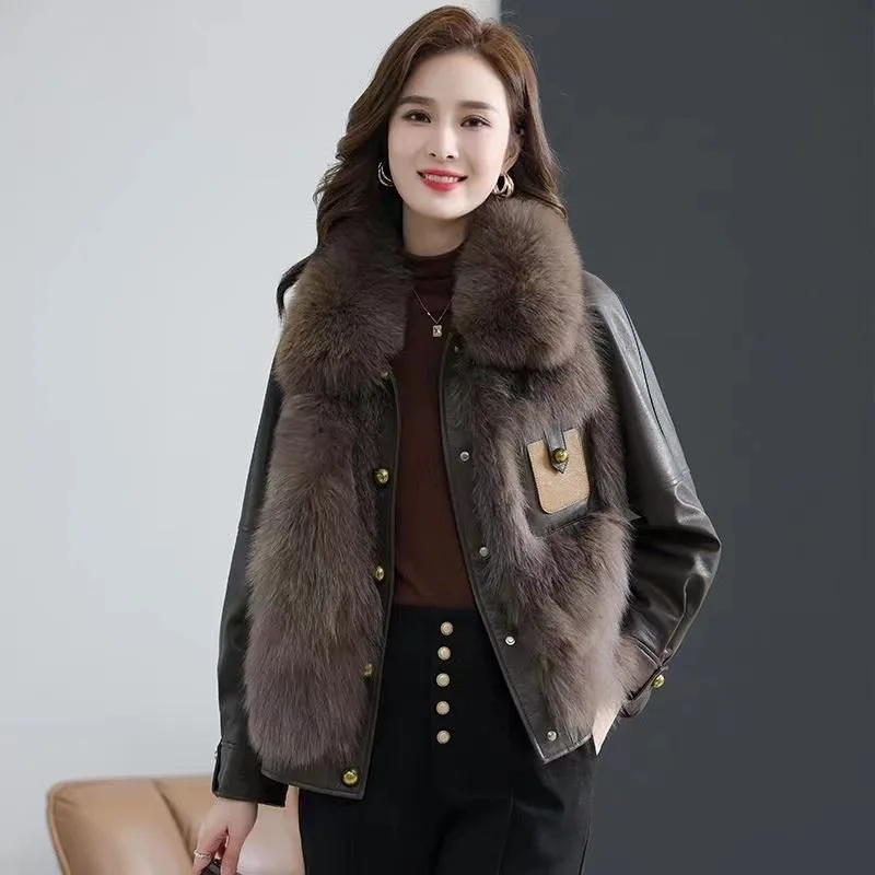 

2023 Winter Short Fur Grass Coat Women's Warm and Thickened Fashion Versatile Jacket Coat