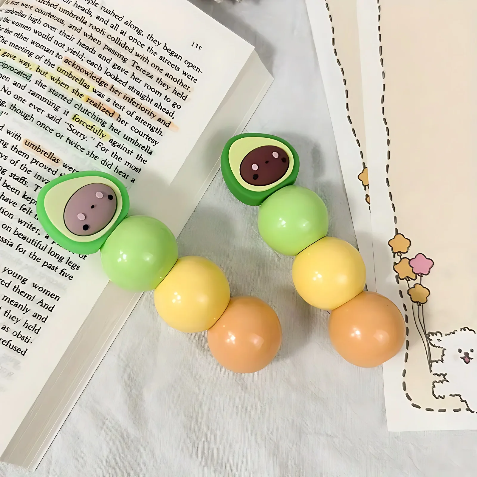 Avocado-Themed Highlighter Set - Fun Cartoon Graffiti Markers, 3 Colors