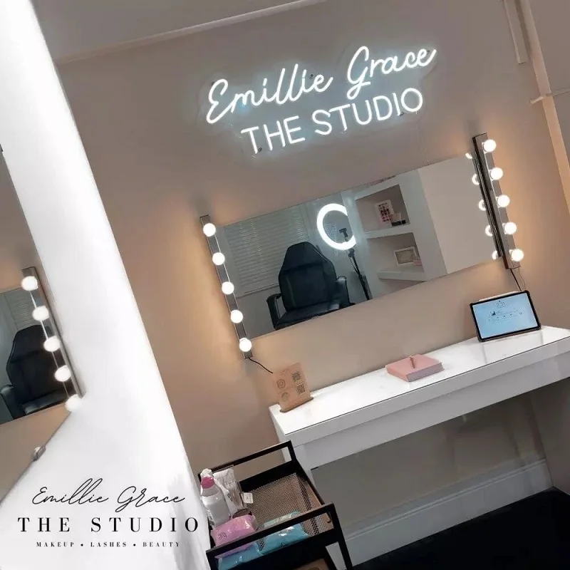 Рисунок 2 - Неоновые знаки на заказ