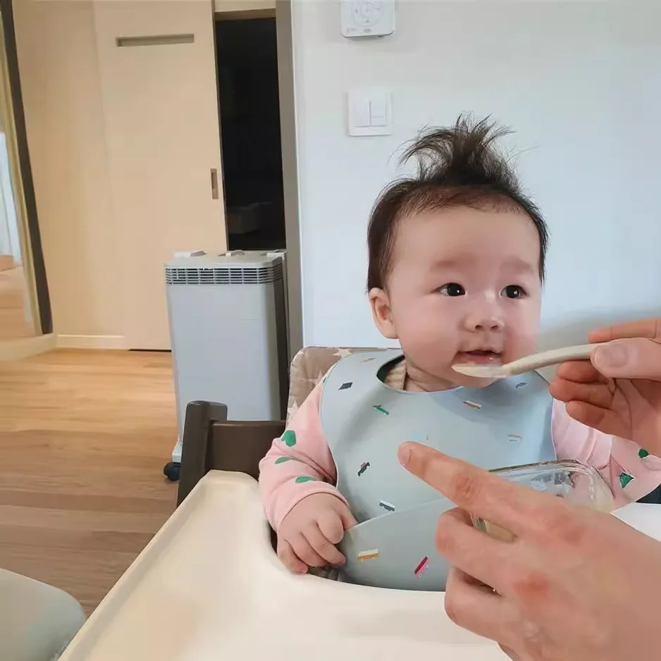 실리콘 턱받이 식사 방오 방수 턱받이 음식 가방