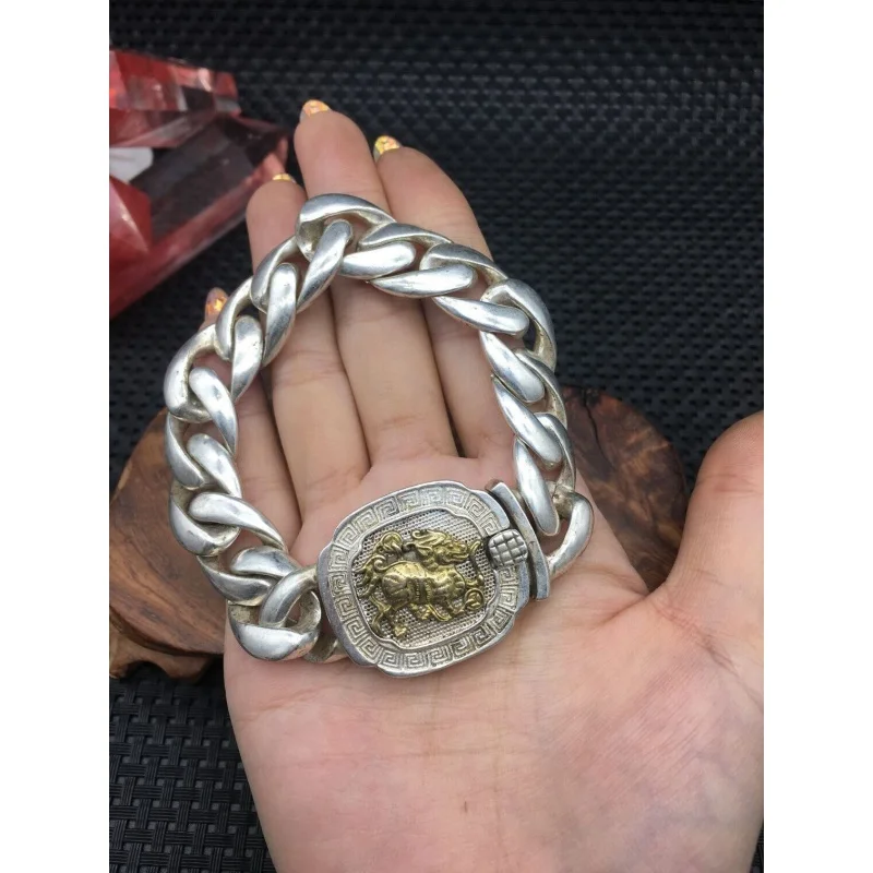 Asian Chinese Old Miao Silver Hand Cast Statue Bracciale Jewel Cool Gift