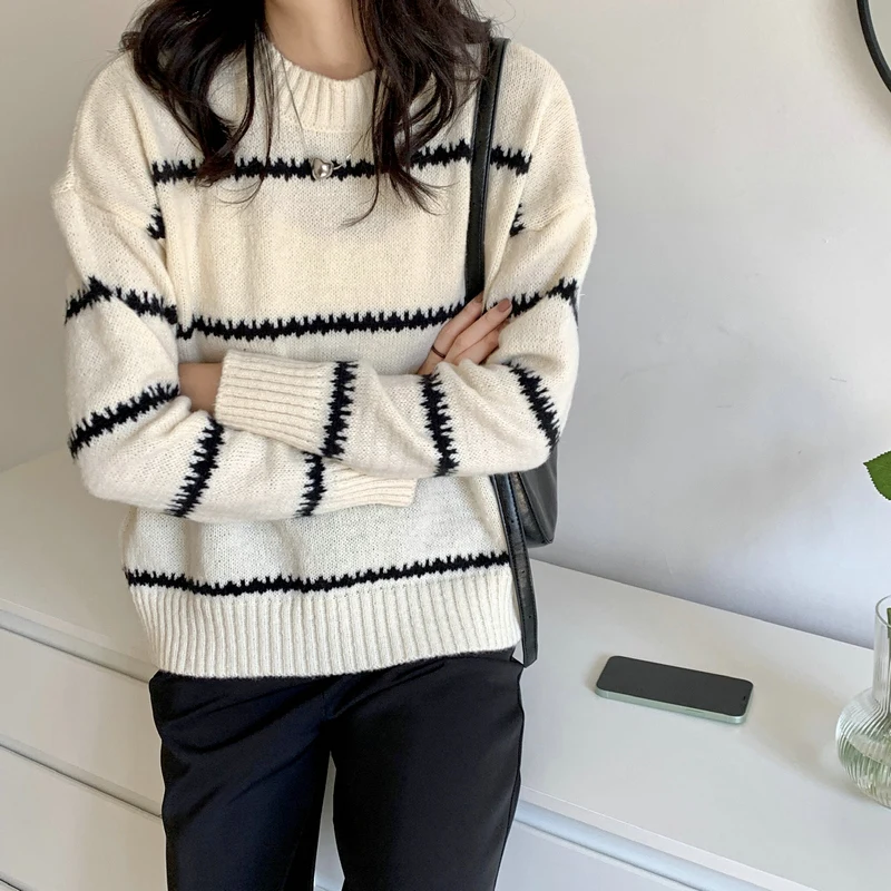 Autumn Women's Pullover Sweater Winter Korean Loose Versatile Long Sleeved Knitted Tops O Neck Striped Casual Elegant Knitwear