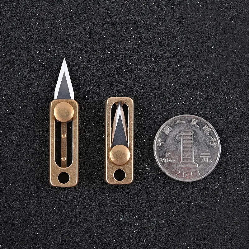 1 Pcs Brass Mini Box Knife Pocket Push-pull Knife Portable Portable Keychain Pendant Demolition Express Letter Opener