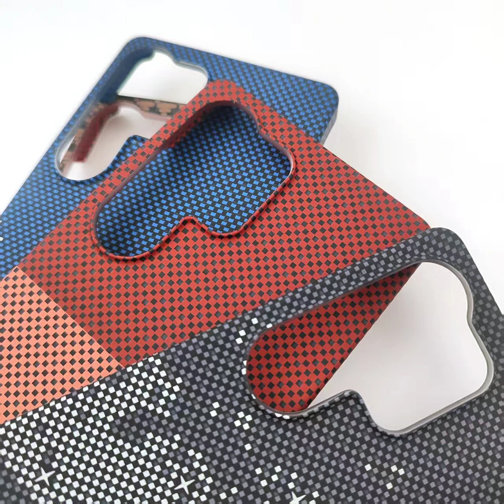 Carbon Fiber Wireless Charging Magnetic Case with Enhanced Protection