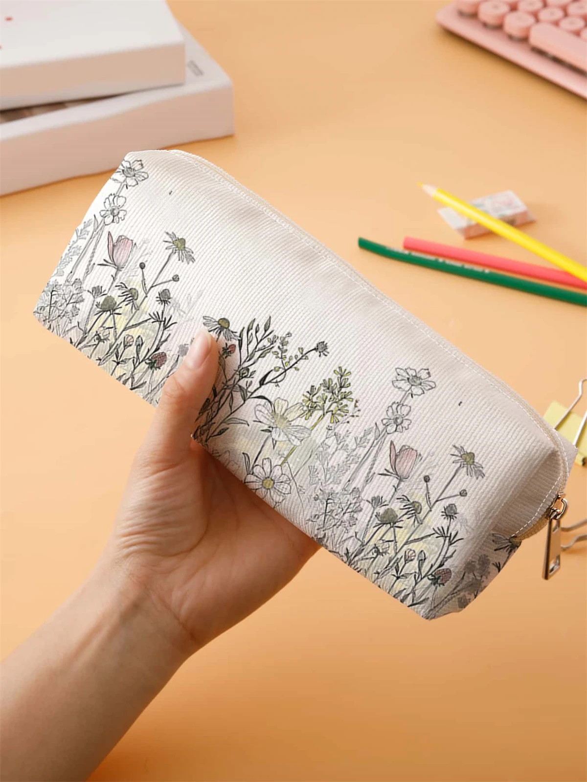 Small pencil case, large capacity pencil case, multifunctional stationery storage bag, student school organization supplies