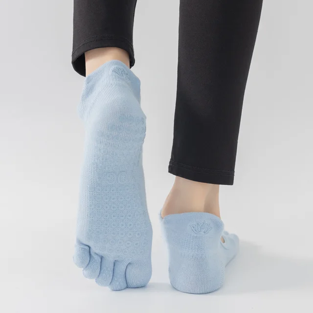 Ladies Breathable Yoga Socks with Grips Non-Slip Five Finger Pilates Socks for Women Backless Ballet Dance Fitness Toe Socks 2