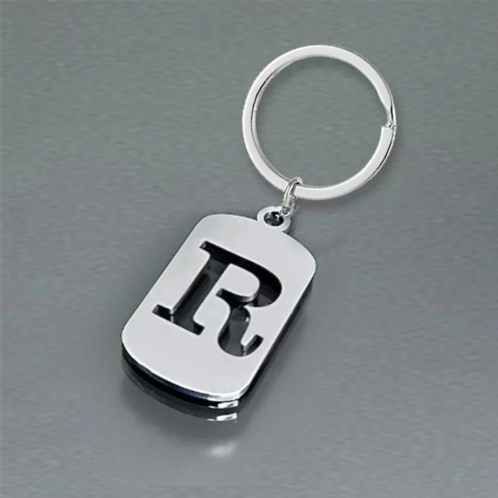 Yeni 26 Cilalı Hollow İngilizce Mektup Paslanmaz Çelik Anahtarlık Basit Ve Kişiselleştirilmiş Sırt Çantası Araba Kolye Anahtarlık