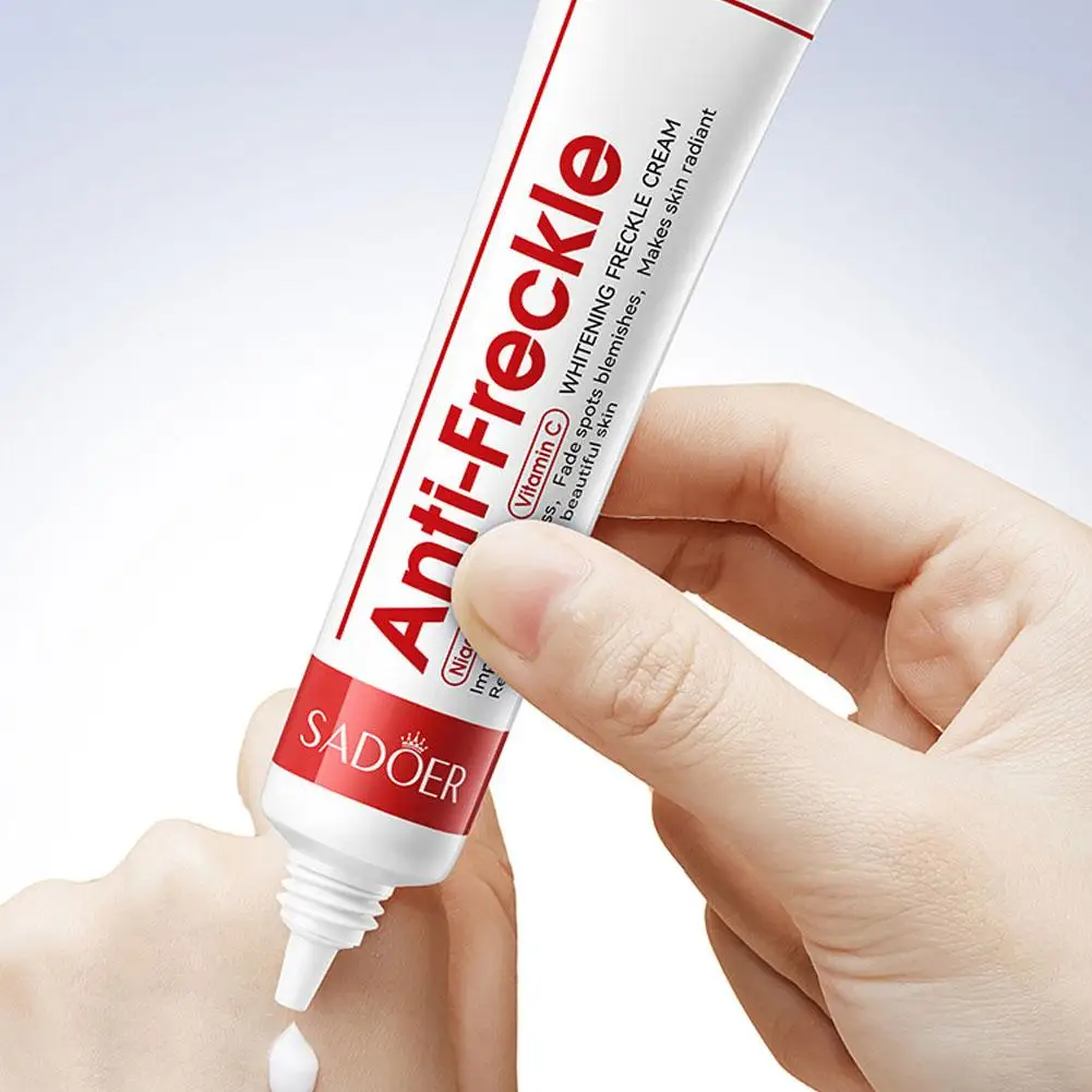 كريم تبييض قوي لإزالة البقع يفتيح البشرة بسرعة يزي...