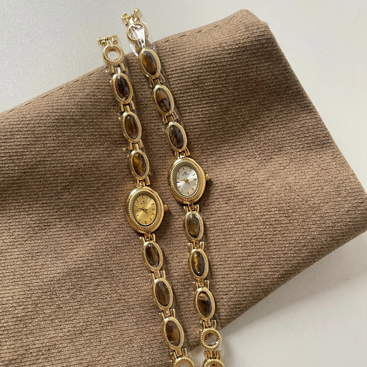 ساعة يد كوارتز يشم أخضر فاخرة للسيدات