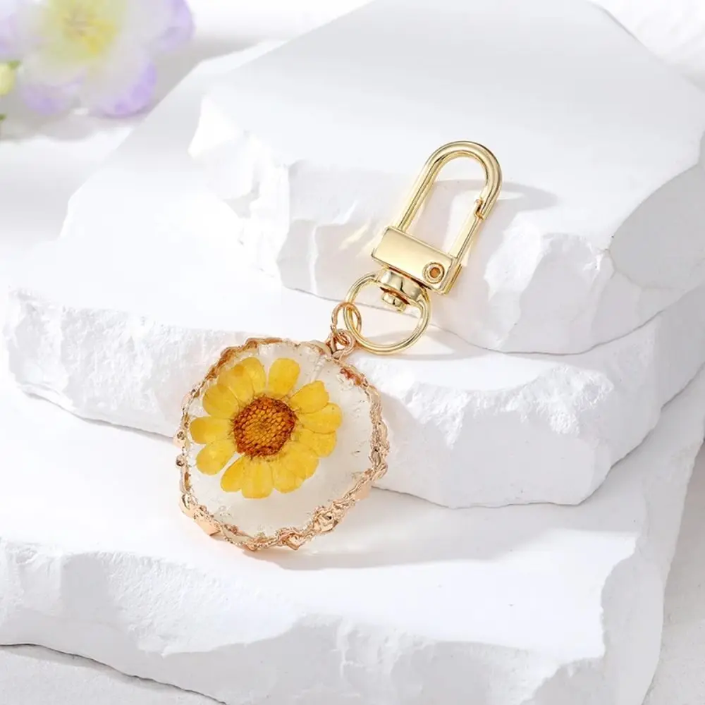 

Daisy Dried Flower Evil Eye Keychain Evil Eye Blue Eye Daisy Dried Flower Keychain Fatima Hand Accessory Fatima Hand Pendant