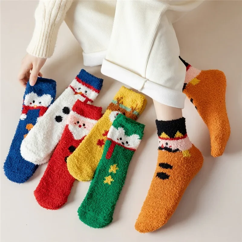 

Stylish and Comfortable Autumn and Winter Thick Coral Velvet Warm Socks Non-hair Santa Claus Long Tube Couple Floor Socks