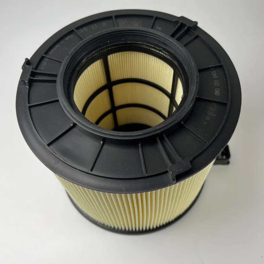 8W0133843C Car Engine Air Filter for Audi B9 A4 A5 Q5 Avant Sportback1.4T 2.0T 40 45 50 55TFSI car filter