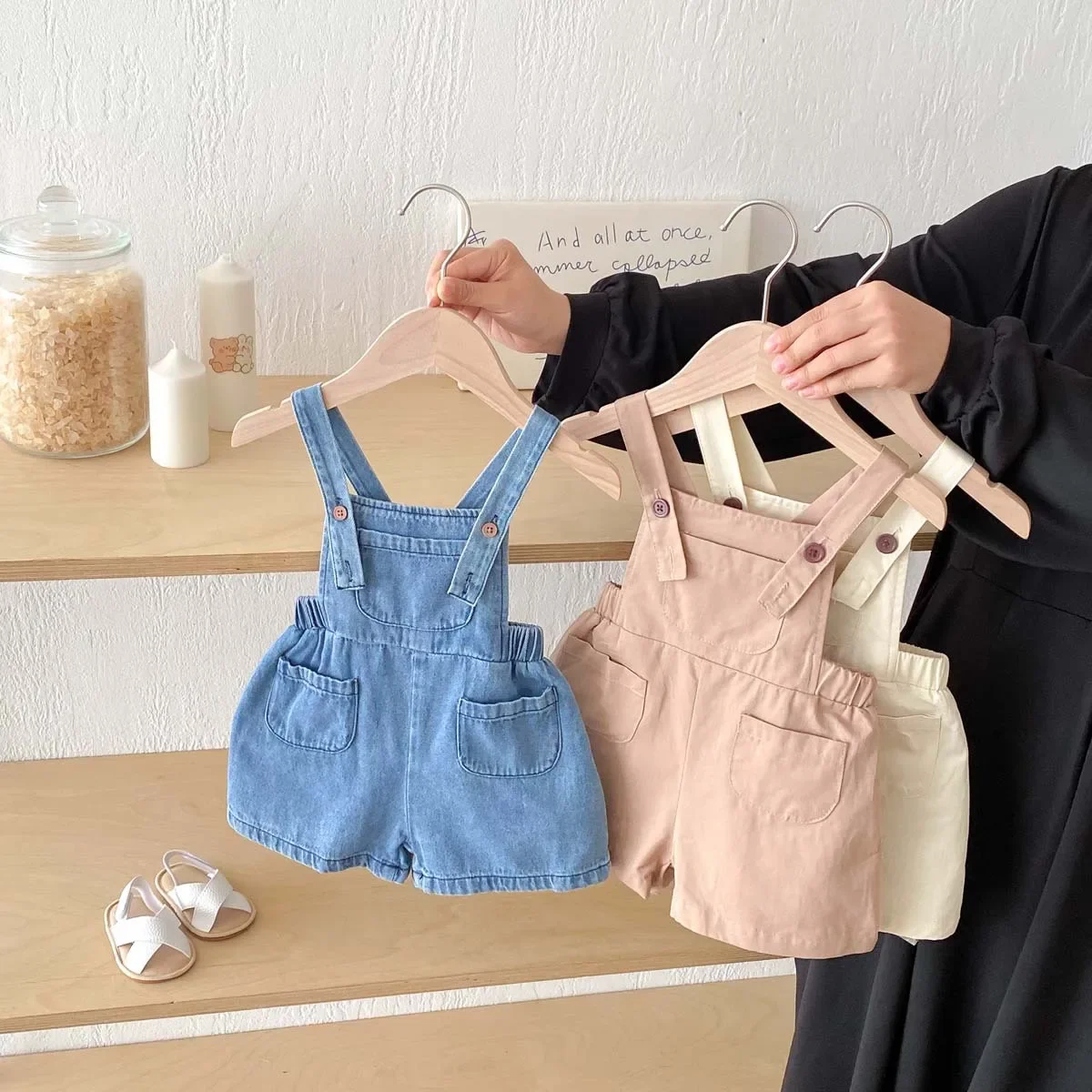 Description Picture 2 of itemChildren's Summer Overalls Shorts for Boys and Girls, Korean Woven Jeans for Infants and Young Children, Casual Outings