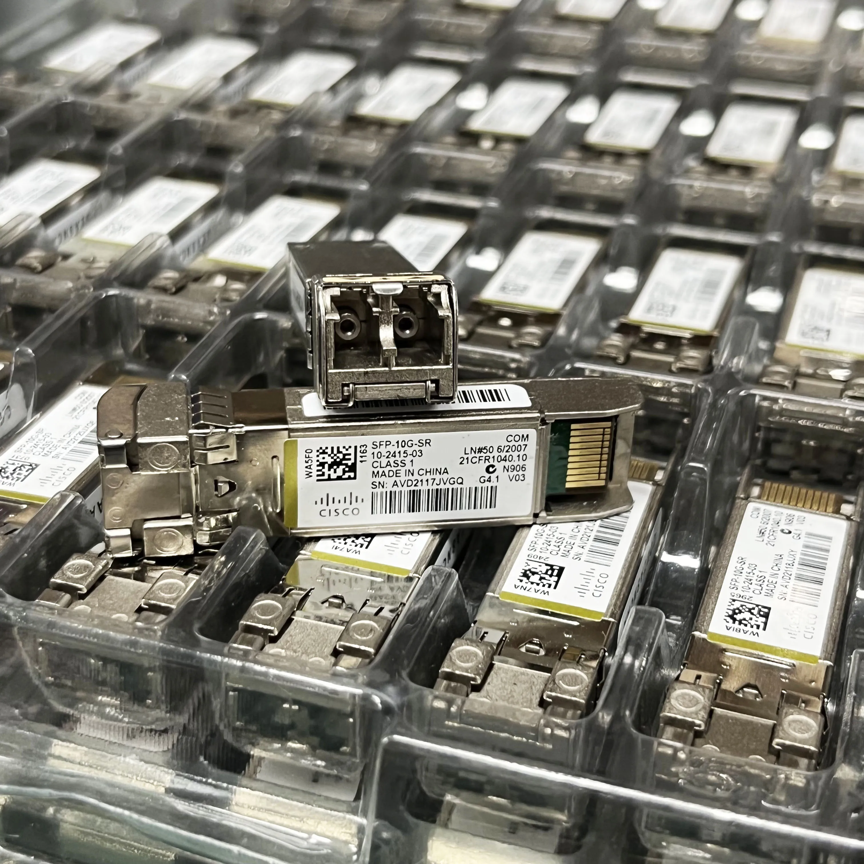 オリジナル CISCO SFP-10G-SR V03 10-2415-03 850nm 10GBASE-SR SFP+