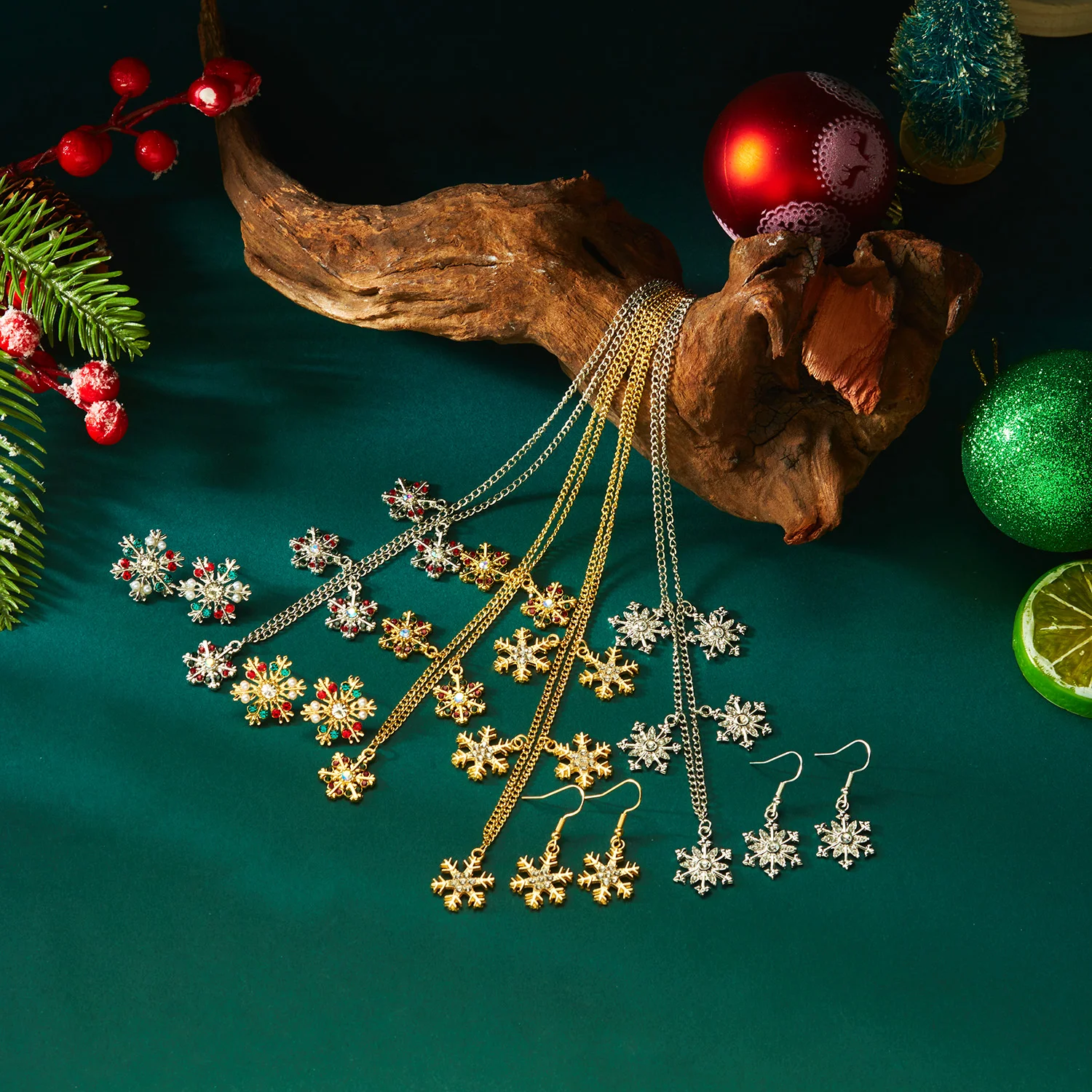Trendy Weihnachten Bunte Zirkon Schneeflocke Halskette Ohrring Set für Frauen Exquisite Anhänger Halskette Festival Party Schmuck – Detail 1