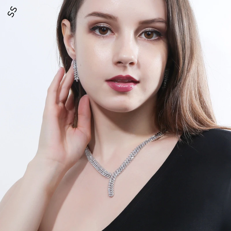 

Europe and American Popular Bride Jewelry 2 Pieces Eco-Friendly Copper Plating Anti-allergy AAA Zircon Earrings Necklace