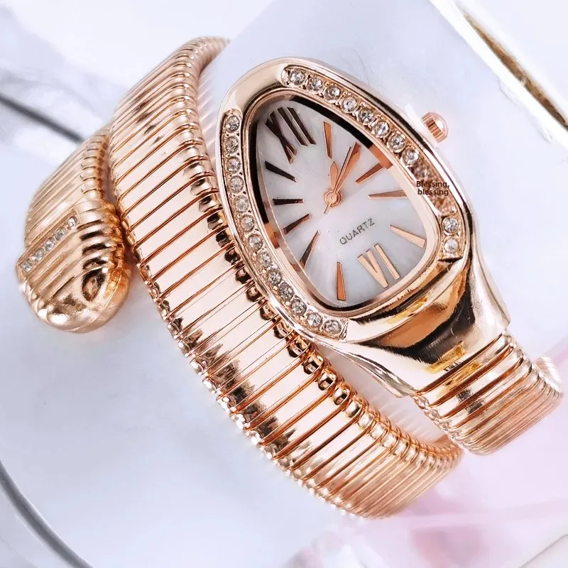 جديد حار بيع الموسم السيدات كوارتز ساعة سوار الأفع...