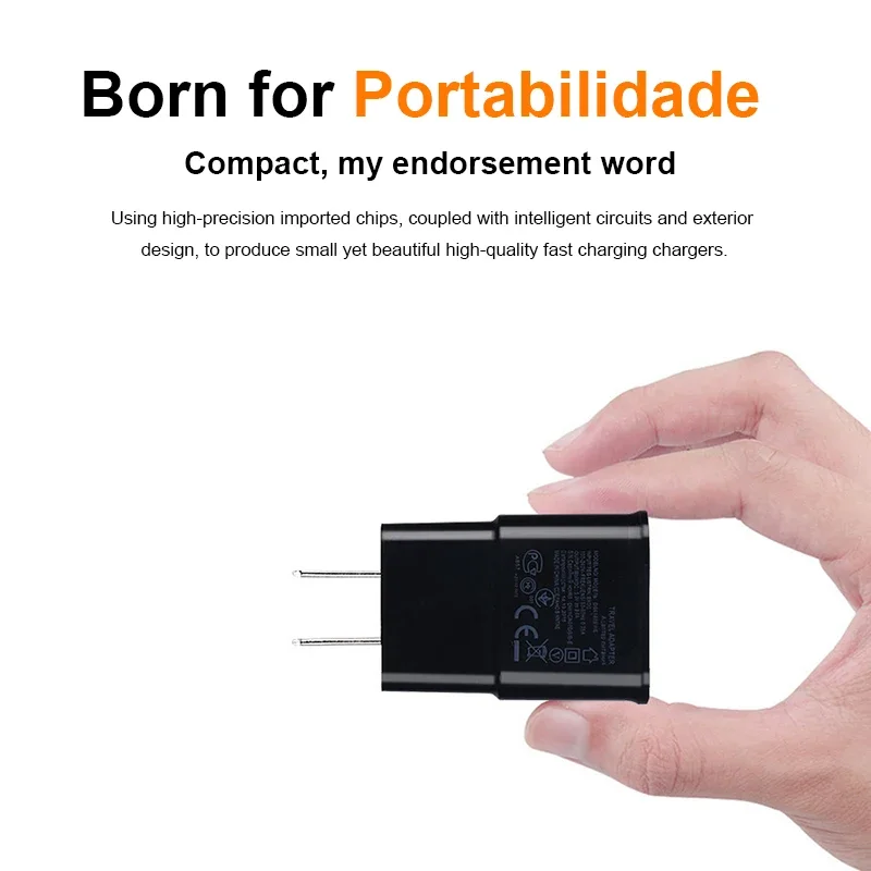 Σύνδεση φόρτισης τοποθετημένη σε λευκό φόντο