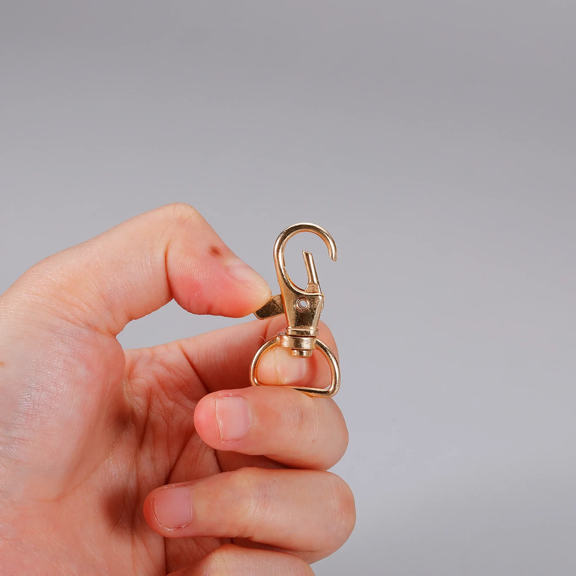 100Pcs Swivel Clasps D Rings Alloy Metal Snap Hooks Clip Hook for Keychain Bag Key Ring Jewelry Making Crafting Sewing Wholesale