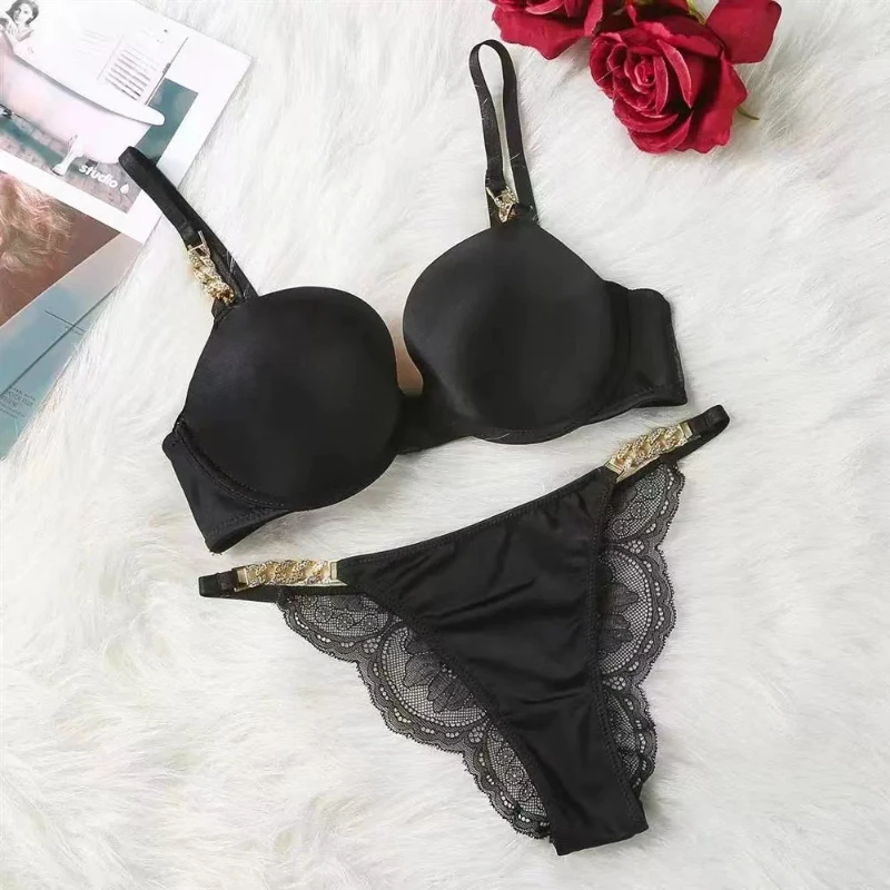 Rhinestone Lingerie Pitted Bra and Panties Sets Women Push Up Underwear Seamless Brassiere with Bulge Bralette Gathering Chest