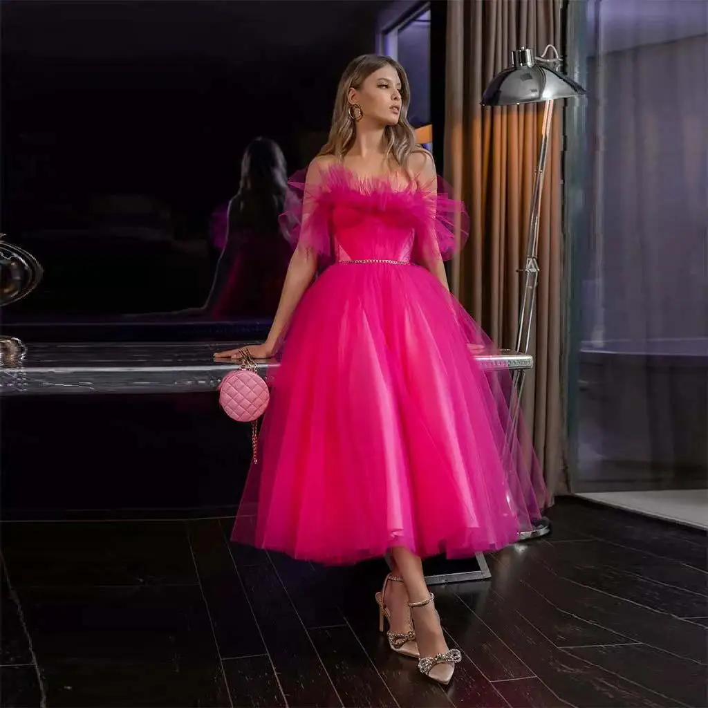 

Ruffles Strapless Modern Homecoming Dresses with Beaded Sash Lace Up Sexy Backless Cocktail Party Gowns Tea Length Tulle A Line