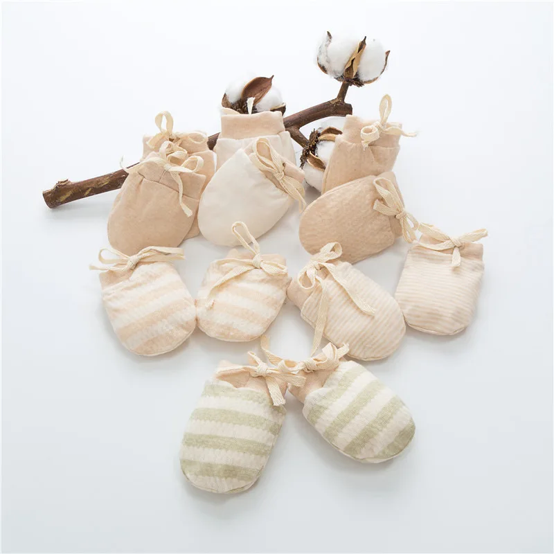 Baby Scratch Resistant Face Gloves 0-6Month Newborn Hand Protector Thin Breathable Pure Cotton Mittens Infant Protective Gloves baby mittens anti scratching gloves