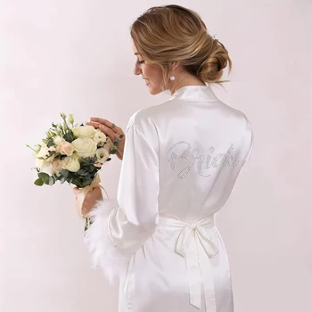 Vestaglia da Sposa con Piume per il Giorno del Matrimonio, Vestaglia in Raso Sexy in Seta, Accappatoio da Sposa, Outfit per la Preparazione della Festa Nuziale