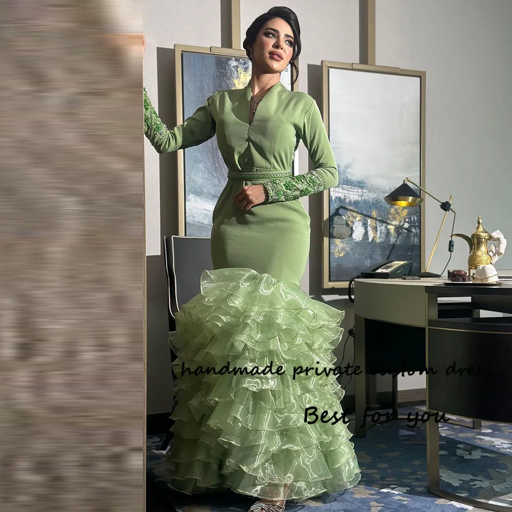 

Green Mermaid Saudi Arabic Evening Dresses Crystal Beads Satin Organza Dubai Celebrate Prom Dress Customized Women Party Gowns
