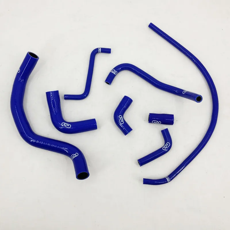 ACDelco Black Lower Radiator Coolant Hose For A Cadillac CTS | 24522L