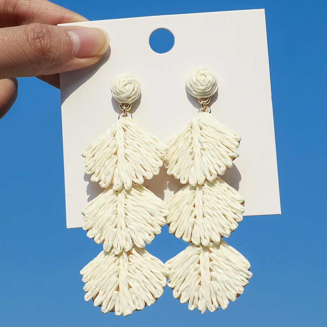Trendy Handmade Raffia Shell Long Hanging Earrings for Women Girls Summer Beach Rattan Knit Drop Earrings Boho Jewelry Gifts